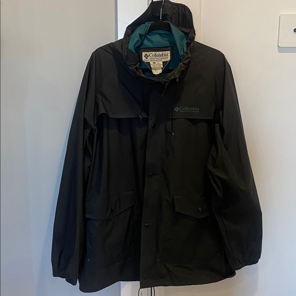 Men’s Columbia rain jacket - Picture 1 of 8
